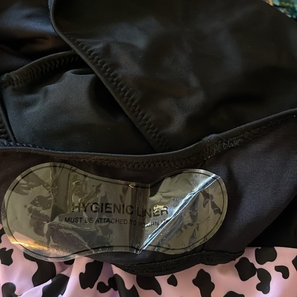 Show your beauty on the beach swim suit - Picture 6 of 7